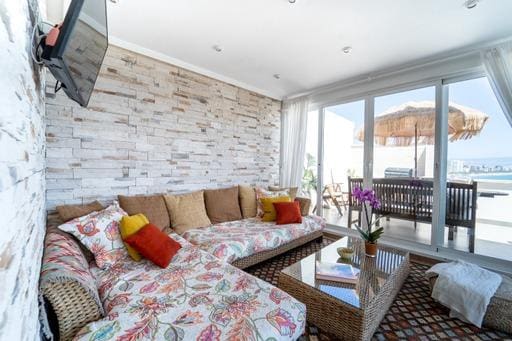 3 soveværelse Lejlighed til leje i Alicante by med garage - € 3.500 (Ref: 7635778)