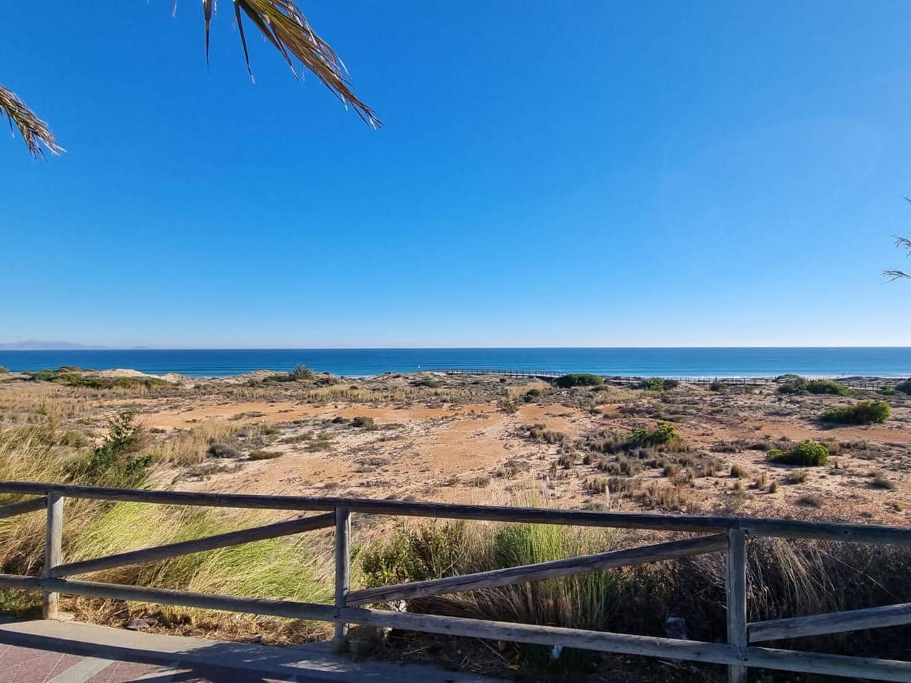 2 soverom Leilighet til salgs i Arenales del Sol med svømmebasseng garasje - € 295 000 (Ref: 7985742)