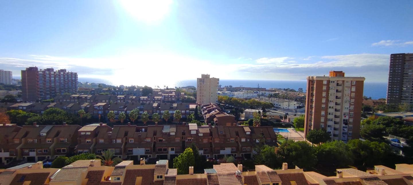 3 soveværelse Lejlighed til salg i Alicante by med swimmingpool garage - € 520.000 (Ref: 8002320)