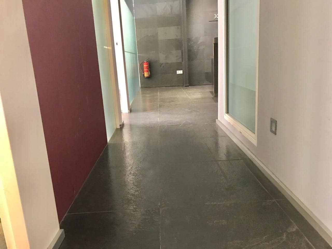 6 bedroom Office for rent in Alicante / Alacant city - € 1,100 (Ref: 8092564)