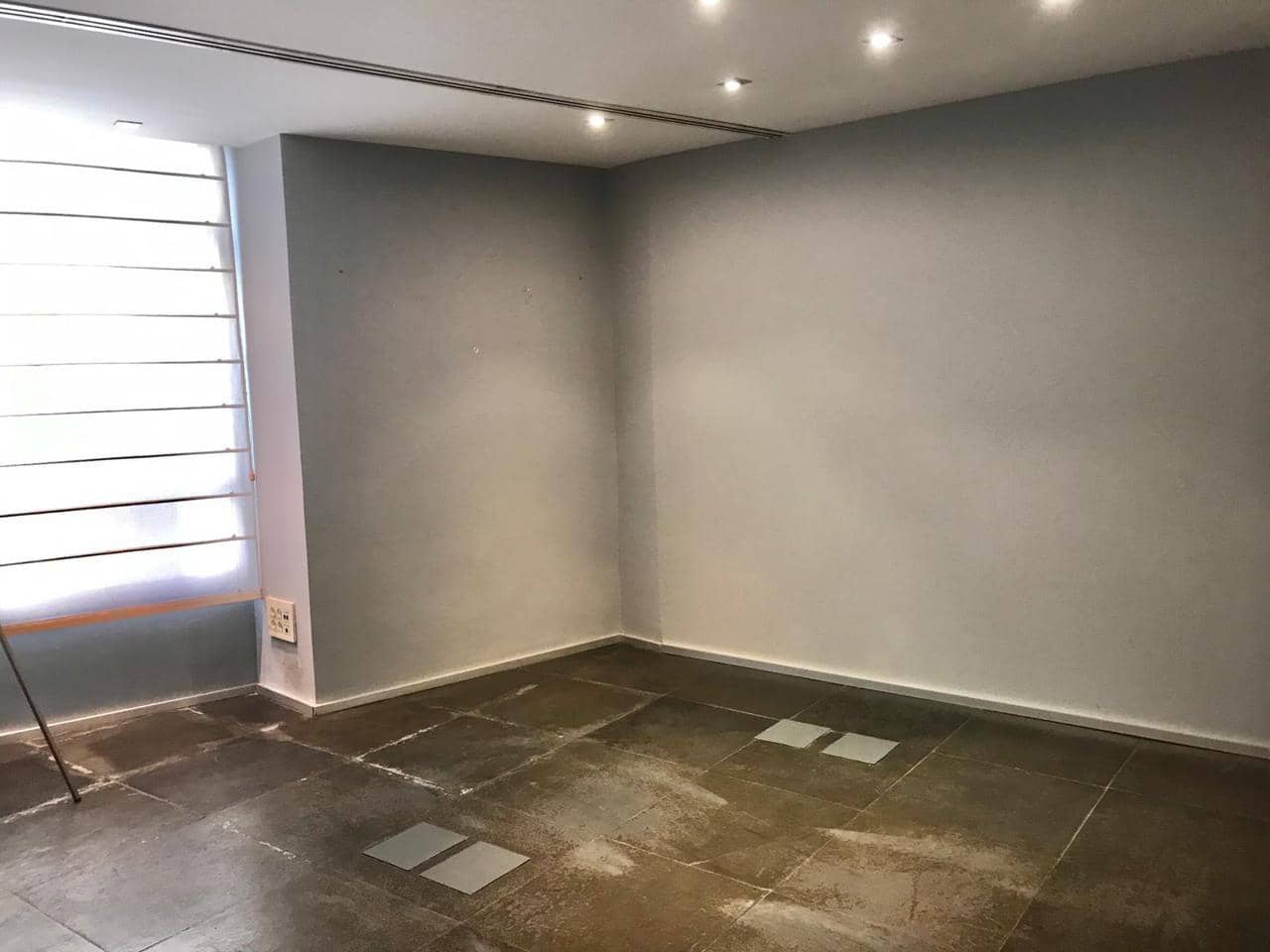 6 bedroom Office for rent in Alicante / Alacant city - € 1,100 (Ref: 8092564)
