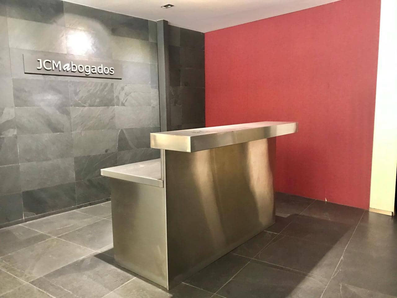 6 bedroom Office for rent in Alicante / Alacant city - € 1,100 (Ref: 8092564)