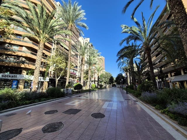 3 soverom Leilighet til salgs i Ensanche - Diputacion, Alicante by med garasje - € 650 000 (Ref: 8518724)