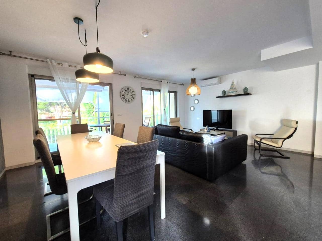 4 Zimmer Villa zu verkaufen in El Campello mit Pool Garage - 520.000 € (Ref: 8562583)