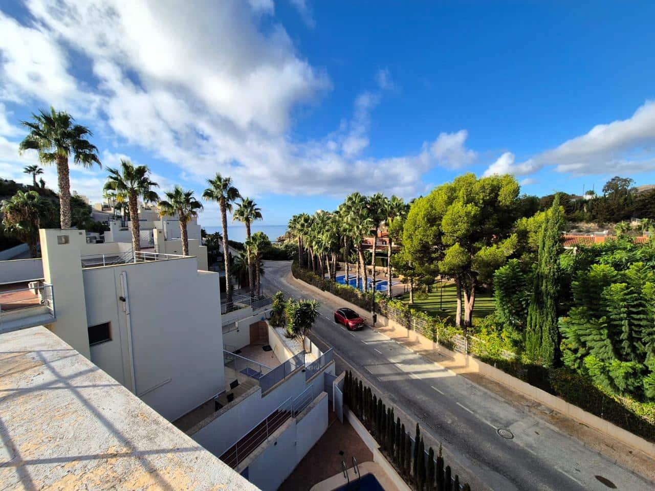 4 Zimmer Villa zu verkaufen in El Campello mit Pool Garage - 520.000 € (Ref: 8562583)