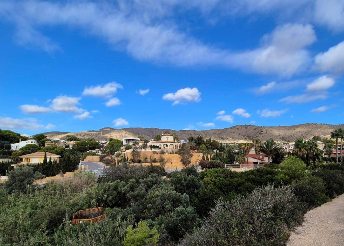 4 Zimmer Villa zu verkaufen in El Campello mit Pool Garage - 520.000 € (Ref: 8562583)