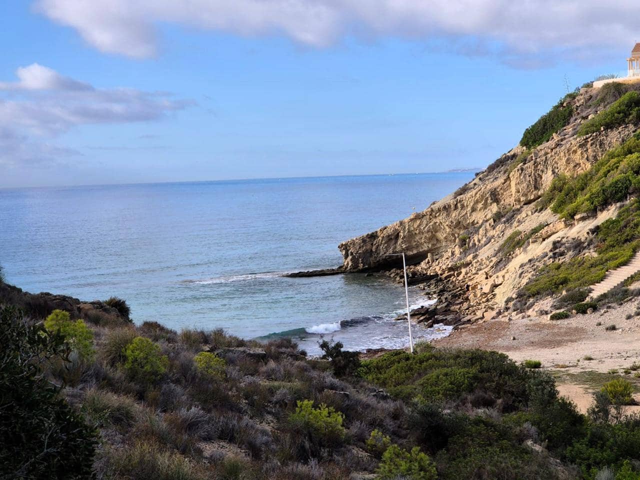 4 Zimmer Villa zu verkaufen in El Campello mit Pool Garage - 520.000 € (Ref: 8562583)