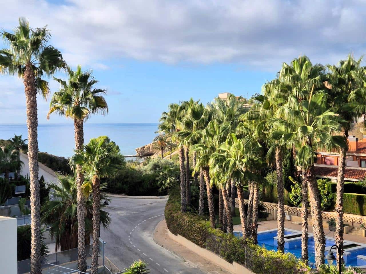 4 Zimmer Villa zu verkaufen in El Campello mit Pool Garage - 520.000 € (Ref: 8562583)