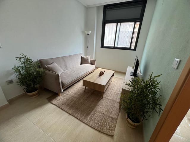 2 bedroom Flat for rent in El Campello with pool garage - € 900 (Ref: 8569323)