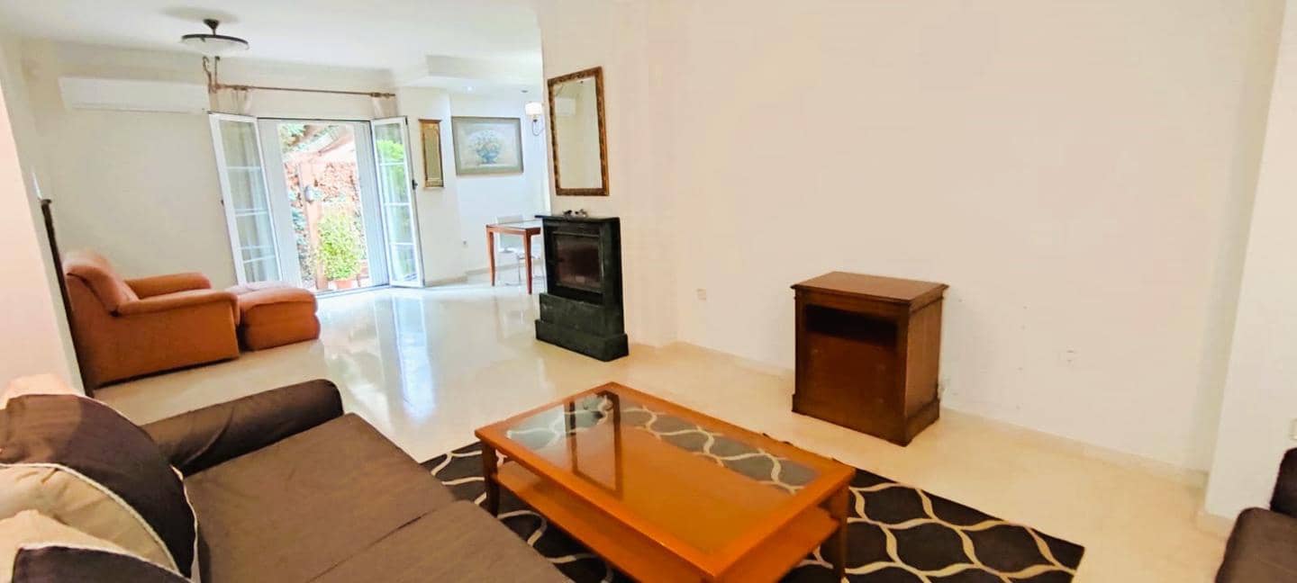 5 soverom Villa til salgs i Alicante by med svømmebasseng garasje - € 950 000 (Ref: 8576019)