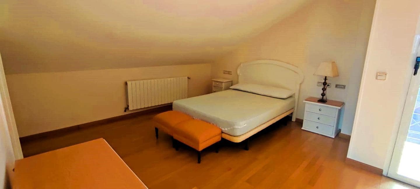 5 soverom Villa til salgs i Alicante by med svømmebasseng garasje - € 950 000 (Ref: 8576019)