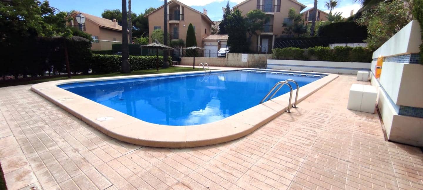 5 soverom Villa til salgs i Alicante by med svømmebasseng garasje - € 950 000 (Ref: 8576019)