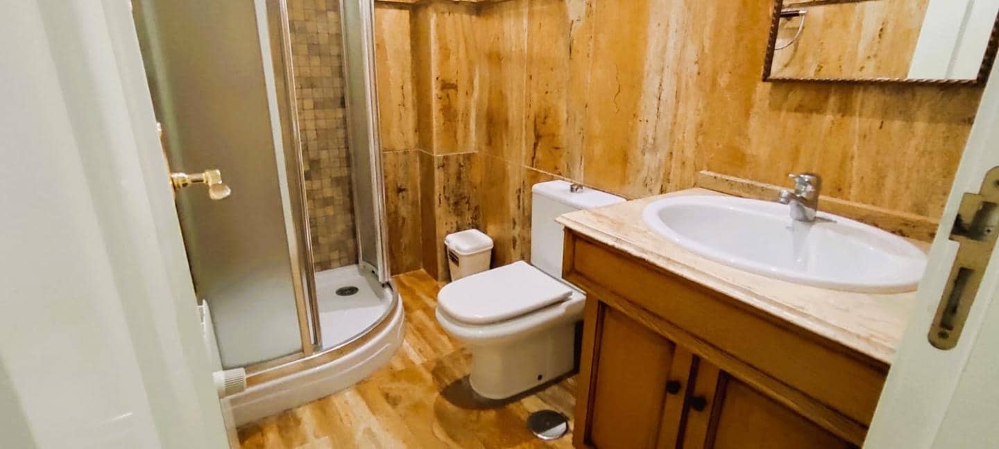 5 soverom Villa til salgs i Alicante by med svømmebasseng garasje - € 950 000 (Ref: 8576019)