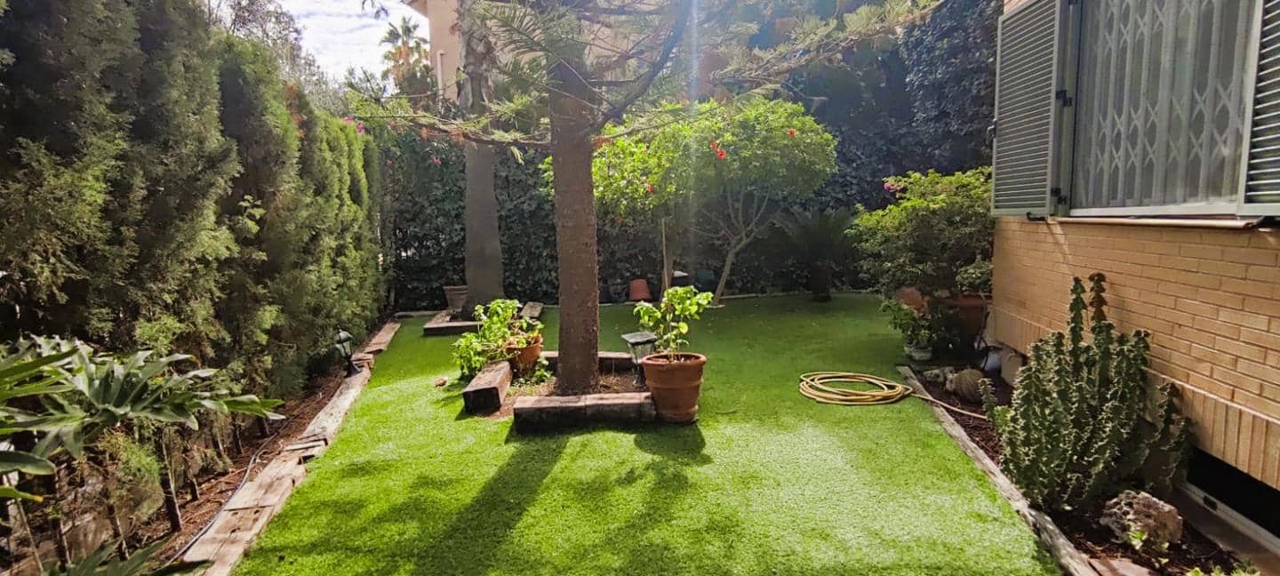 5 soverom Villa til salgs i Alicante by med svømmebasseng garasje - € 950 000 (Ref: 8576019)