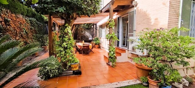 5 soverom Villa til salgs i Cabo de las Huertas, Alicante by med svømmebasseng garasje - € 950 000 (Ref: 8576019)