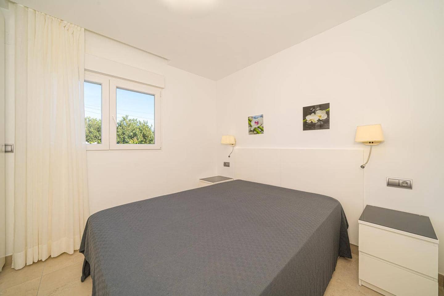 4 sypialnia Willa na sprzedaż w Alfaz del Pi / L'Alfas del Pi z basenem garażem - 975 000 € (Ref: 8586794)