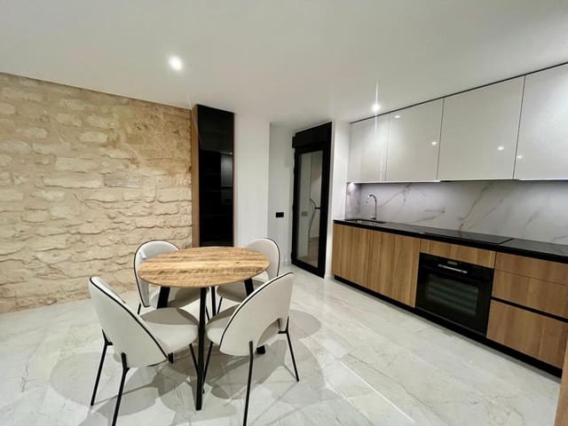 2 bedroom Flat for sale in Alicante / Alacant city - € 380,000 (Ref: 8653097)