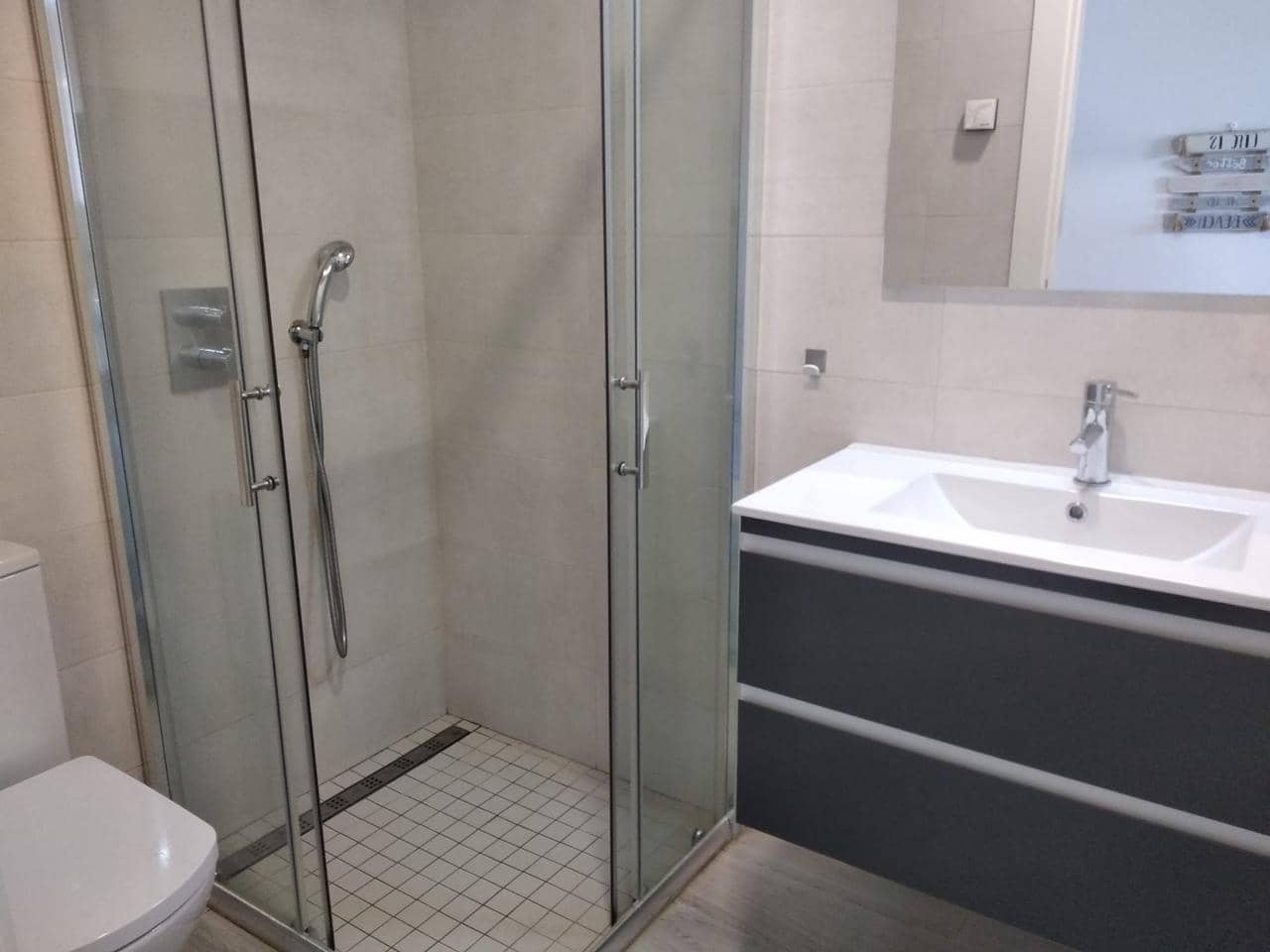 3 makuuhuone Asunto myytävänä paikassa Guardamar del Segura mukana 
autotalli - 255 000 € (Ref: 8671145)