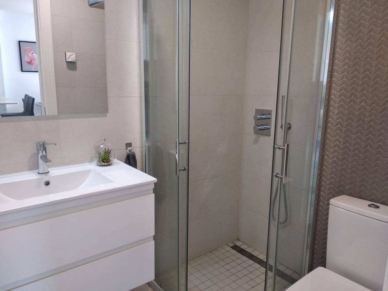 3 makuuhuone Asunto myytävänä paikassa Guardamar del Segura mukana 
autotalli - 255 000 € (Ref: 8671145)