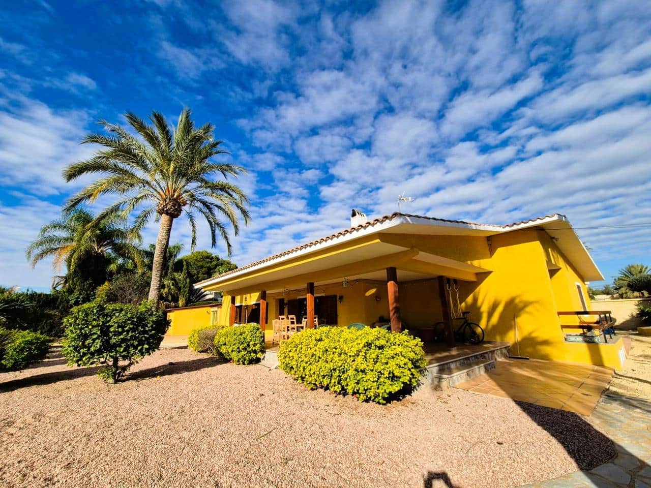 5 Zimmer Villa zu verkaufen in Muchamiel / Mutxamel mit Pool - 795.000 € (Ref: 8692336)