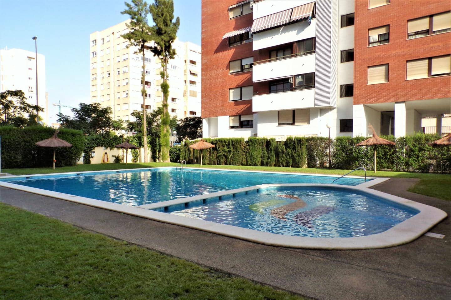 3 soveværelse Lejlighed til salg i Alicante by med swimmingpool garage - € 340.000 (Ref: 8734672)