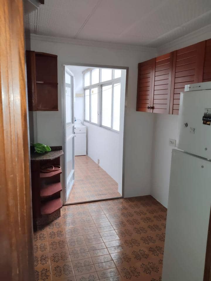 4 soveværelse Lejlighed til salg i Alicante by - € 325.000 (Ref: 8809101)