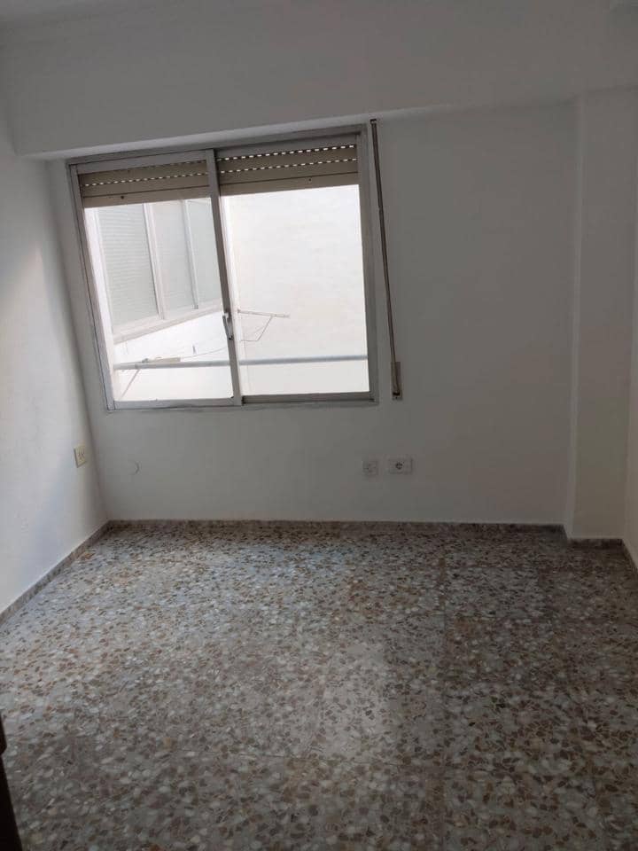 4 soveværelse Lejlighed til salg i Alicante by - € 325.000 (Ref: 8809101)