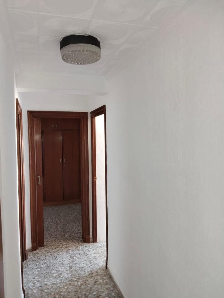 4 soveværelse Lejlighed til salg i Alicante by - € 325.000 (Ref: 8809101)