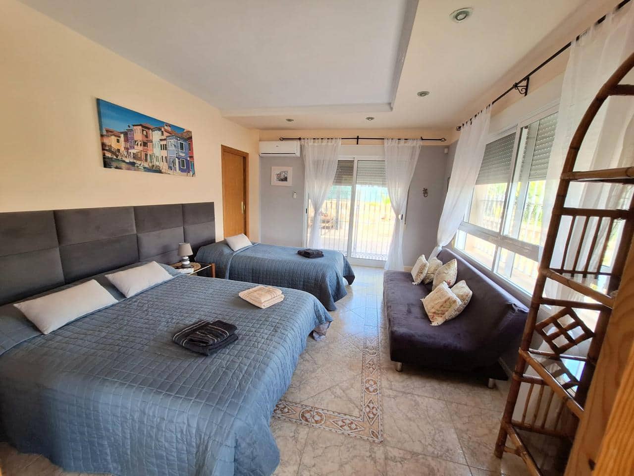 4 sovrum Villa till salu i El Campello med pool garage - 798 000 € (Ref: 8835143)