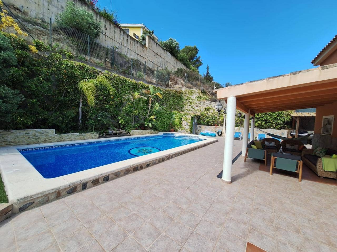 4 sovrum Villa till salu i El Campello med pool garage - 798 000 € (Ref: 8835143)