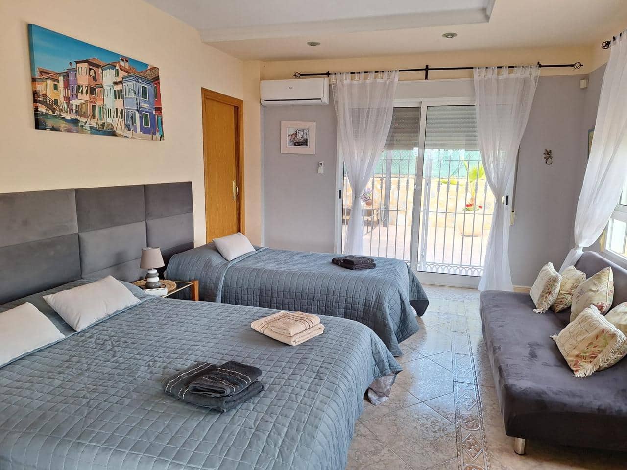 4 sovrum Villa till salu i El Campello med pool garage - 798 000 € (Ref: 8835143)