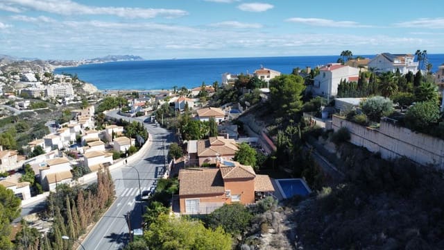 4 sovrum Villa till salu i El Campello med pool garage - 798 000 € (Ref: 8835143)