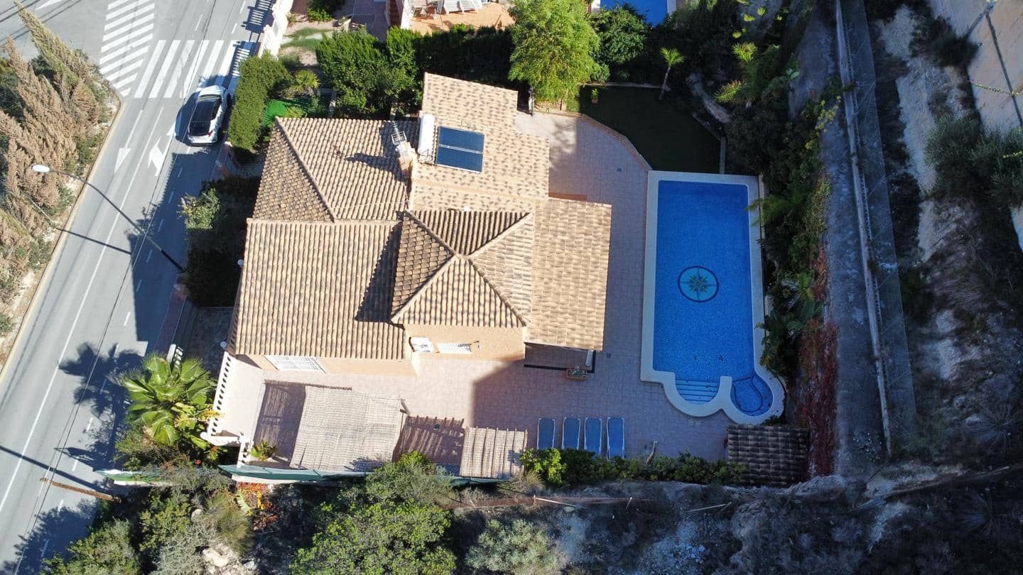 4 sovrum Villa till salu i El Campello med pool garage - 798 000 € (Ref: 8835143)