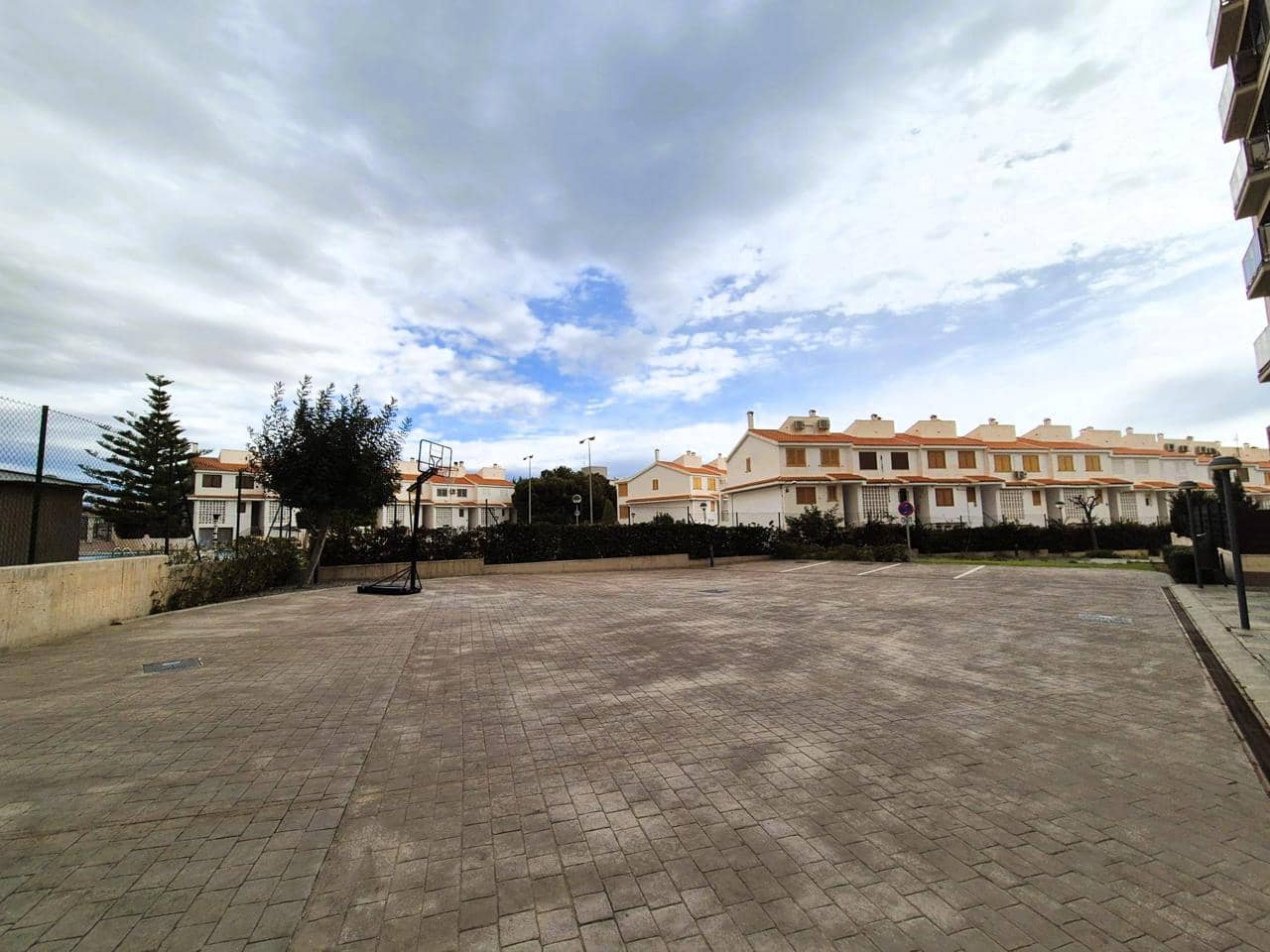 3 soveværelse Lejlighed til salg i El Campello med swimmingpool garage - € 550.000 (Ref: 8888861)