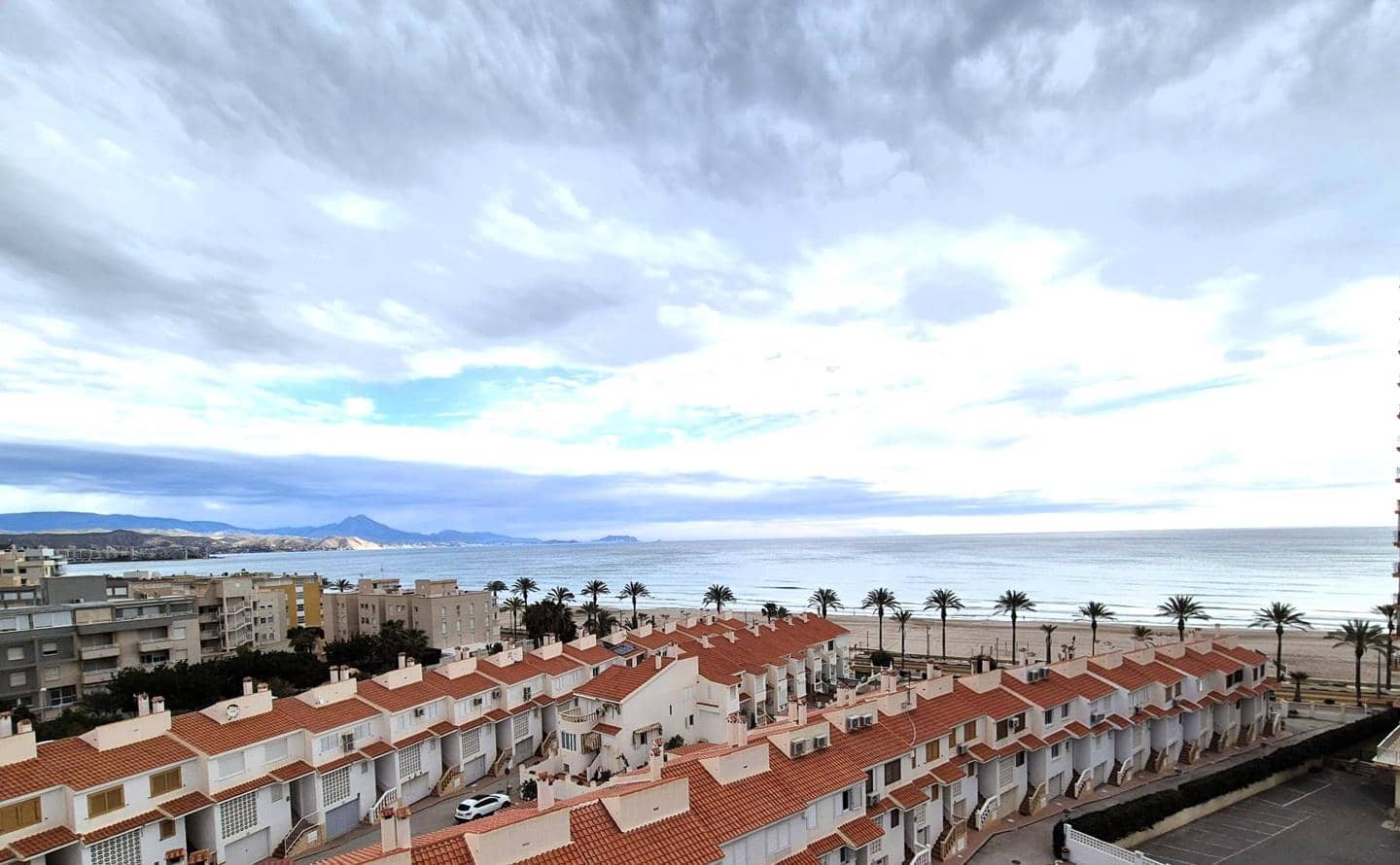 3 soveværelse Lejlighed til salg i El Campello med swimmingpool garage - € 550.000 (Ref: 8888861)