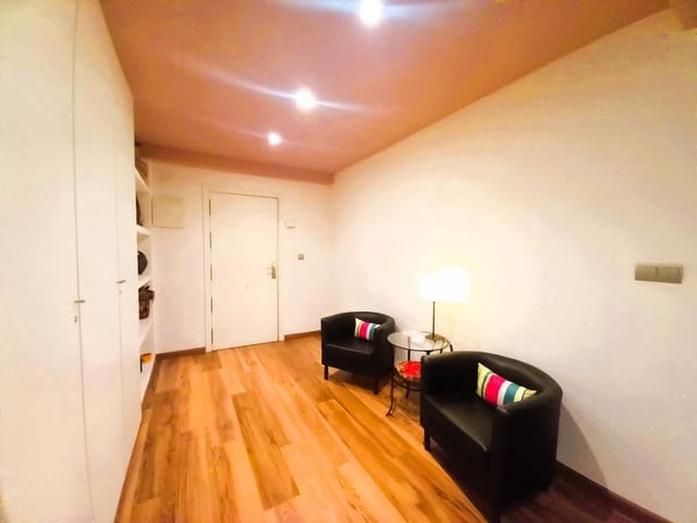 1 slaapkamer Flat te koop in Barrio del Centro, Alicante stad - € 185.000 (Ref: 8901504)