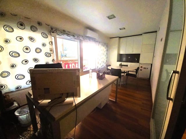 1 slaapkamer Flat te koop in Barrio del Centro, Alicante stad - € 185.000 (Ref: 8901504)