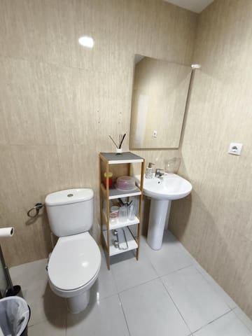 4 sovrum Kontor till salu i Paus - Poligono San Blas, Alicante stad - 107 000 € (Ref: 8922439)