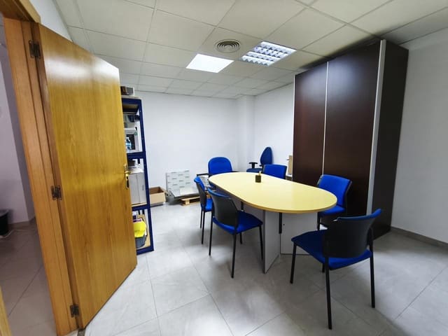 4 sovrum Kontor till salu i Paus - Poligono San Blas, Alicante stad - 107 000 € (Ref: 8922439)