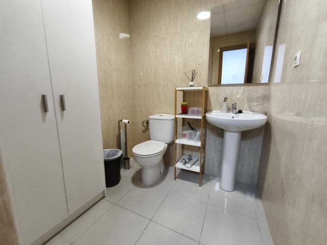 4 sovrum Kontor till salu i Paus - Poligono San Blas, Alicante stad - 107 000 € (Ref: 8922439)