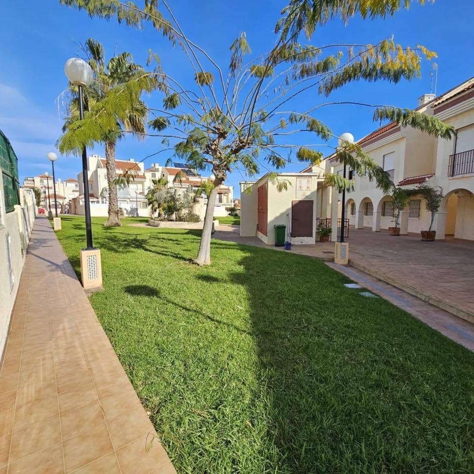 3 slaapkamer Villa te koop in Gran Alacant met zwembad garage - € 275.000 (Ref: 8927079)