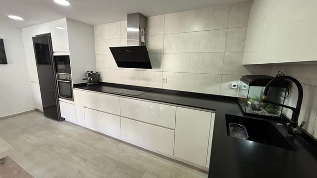 3 soverom Villa til salgs i Monte Faro - Altomar II, Santa Pola med svømmebasseng garasje - € 275 000 (Ref: 8927079)