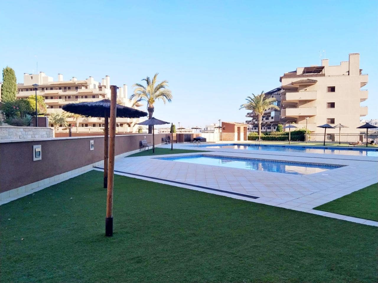 2 chambre Appartement à vendre à Arenales del Sol avec piscine garage - 330 000 € (Ref: 9019499)