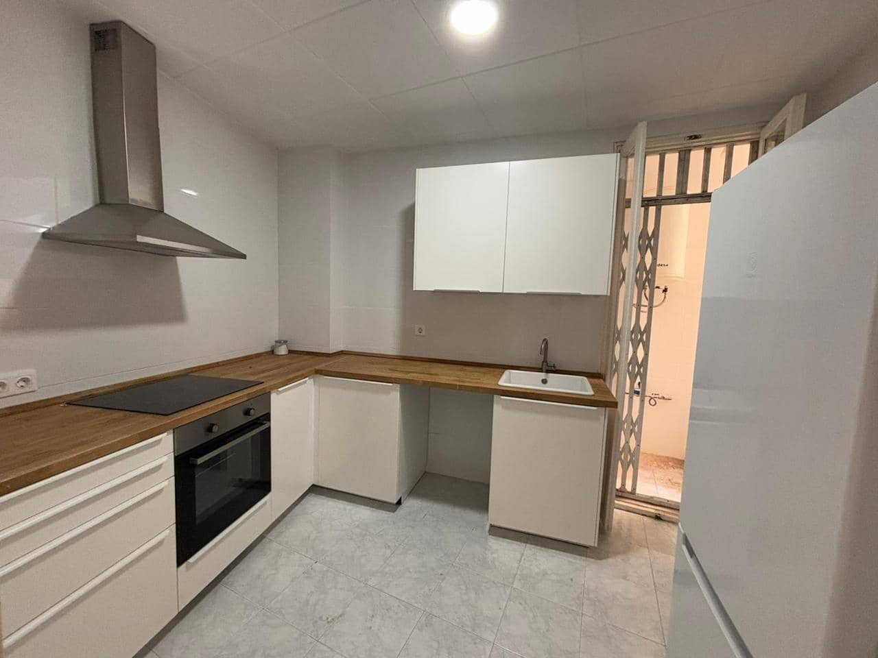 3 soveværelse Lejlighed til salg i Alicante by - € 550.000 (Ref: 9036034)