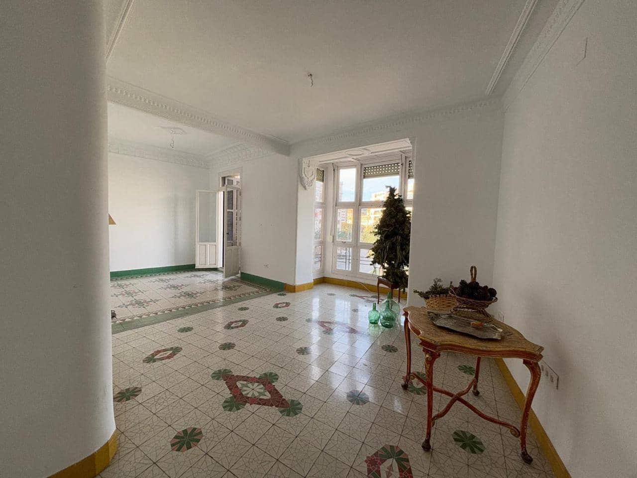 3 soveværelse Lejlighed til salg i Alicante by - € 550.000 (Ref: 9036034)