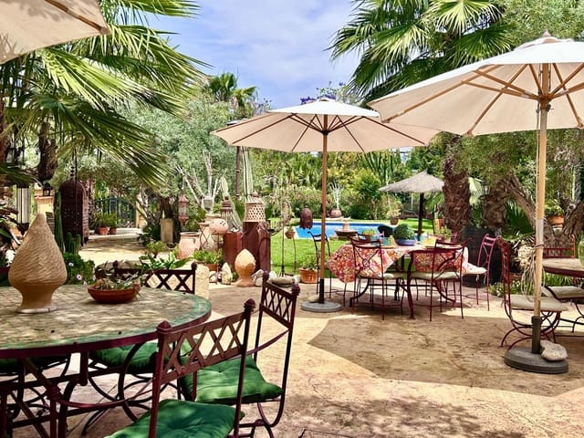 6 quarto Moradia para venda em Vistahermosa, Alicante cidade com piscina - 1 350 000 € (Ref: 9050393)