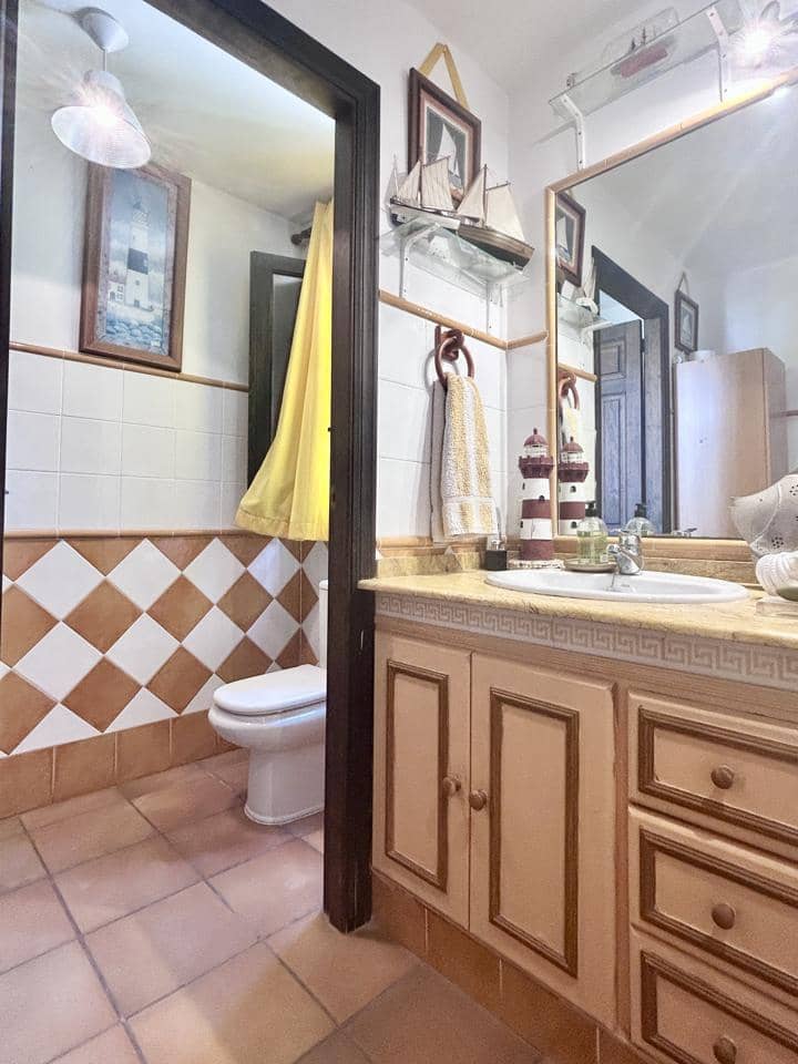 6 sypialnia Willa na sprzedaż w Miasto Alicante / Alacant z basenem - 1 350 000 € (Ref: 9050393)