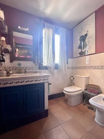 6 quarto Moradia para venda em Vistahermosa, Alicante cidade com piscina - 1 350 000 € (Ref: 9050393)