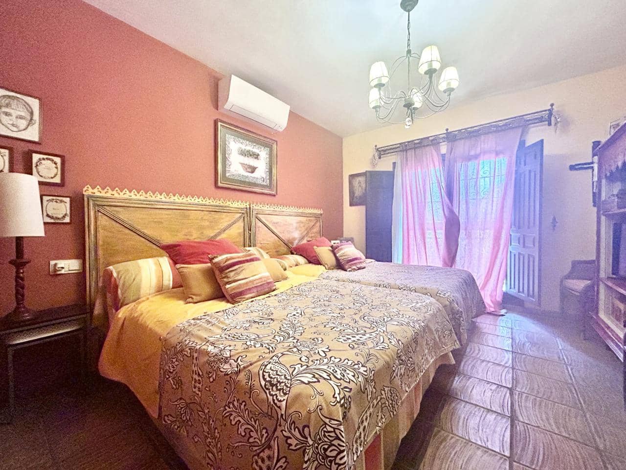 6 sypialnia Willa na sprzedaż w Miasto Alicante / Alacant z basenem - 1 350 000 € (Ref: 9050393)