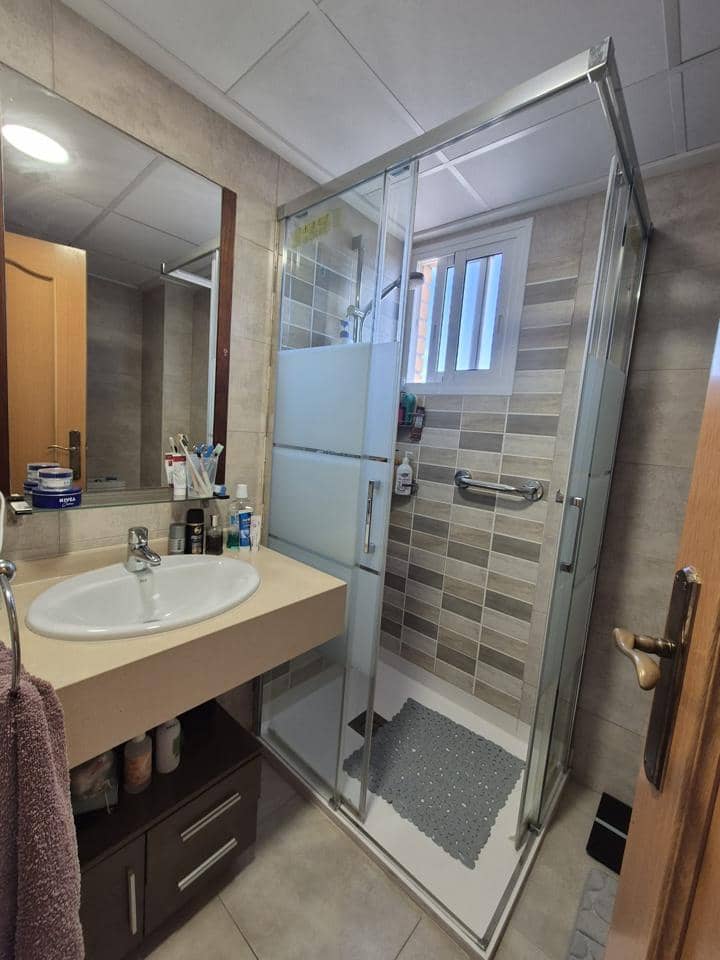 3 soveværelse Lejlighed til salg i Alicante by med swimmingpool garage - € 430.000 (Ref: 9069201)